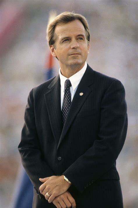 Peter Ueberroth .